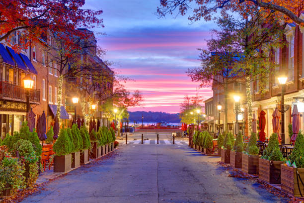 Old Town is the heart of Alexandria, located just minutes from Washington, D.C.